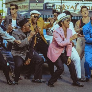 Mark Ronson - Uptown Funk ft. Bruno Mars